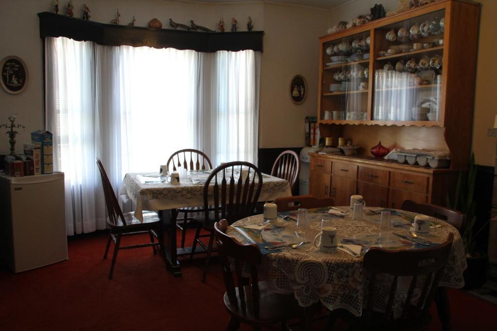 At The Harbourfront B & B North Sydney Extérieur photo